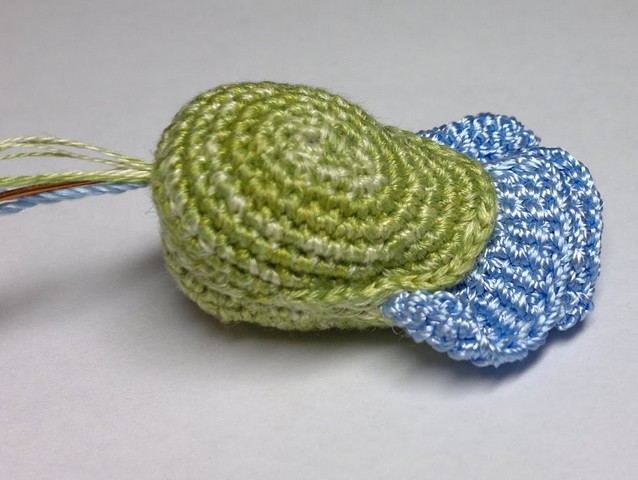 flor en crochet azul (24)