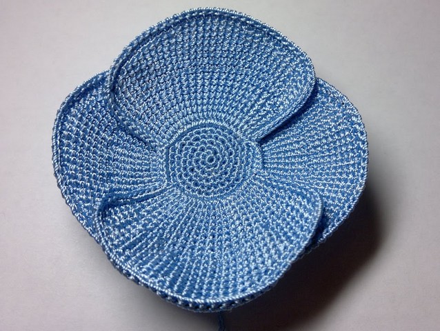 flor en crochet azul (8)