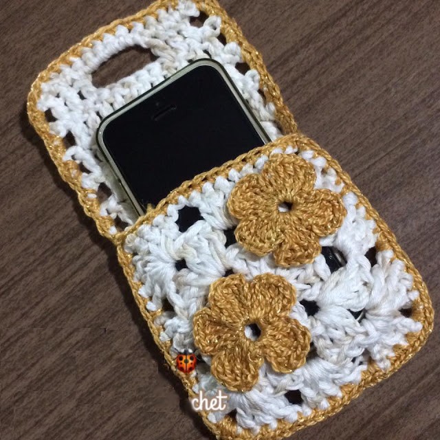 soporte-para-telefono-movil-en-crochet-1