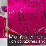 manta crochet corazones